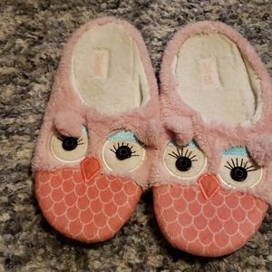 Nick & Nora owl slippers size s/m
